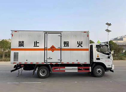 洪雅爆破器材运输车